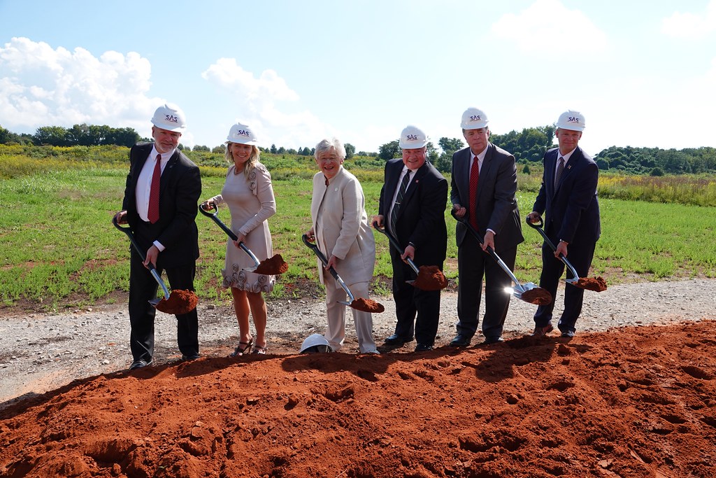 092921 Special Aerospace Services (SAS) Groundbreaking